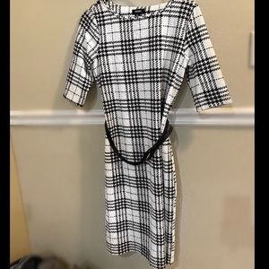 NWOT Tacera belted 3/4 length sleeve dress M